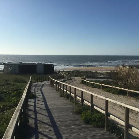 בית נופש Acolhedor Numa Belas Praias Do Centro De Portugal