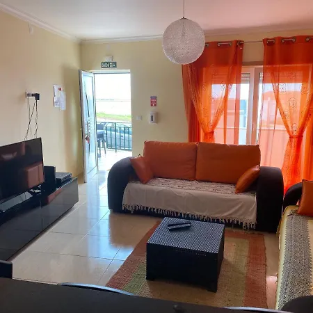 Acolhedor Numa Belas Praias Do Centro De Portugal Tatil Evi *