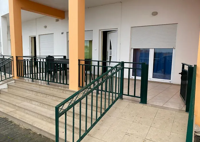 Acolhedor Numa Belas Praias Do Centro De Portugal 펜션 *