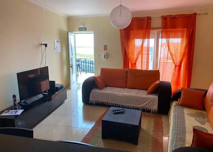 Acolhedor Numa Belas Praias Do Centro De Portugal 펜션 *